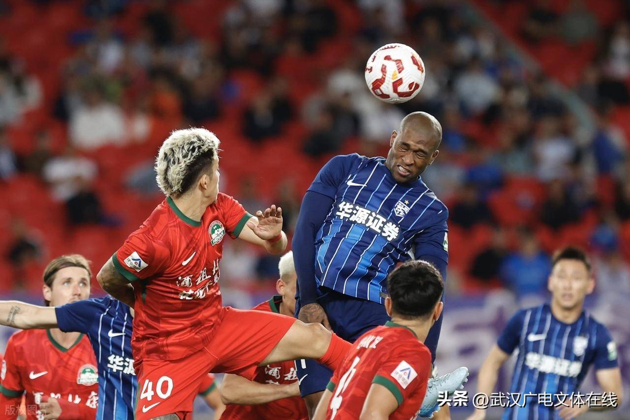 关于瓦伦西亚客场惨败,保级形势愈发严峻的信息 关于瓦伦西亚客场惨败,保级形势愈发严峻的信息