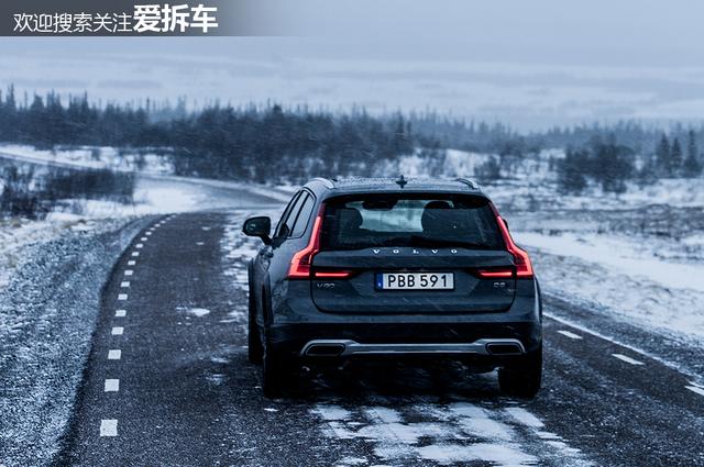 沃尔夫斯堡轻取三分，稳步上升排名的简单介绍