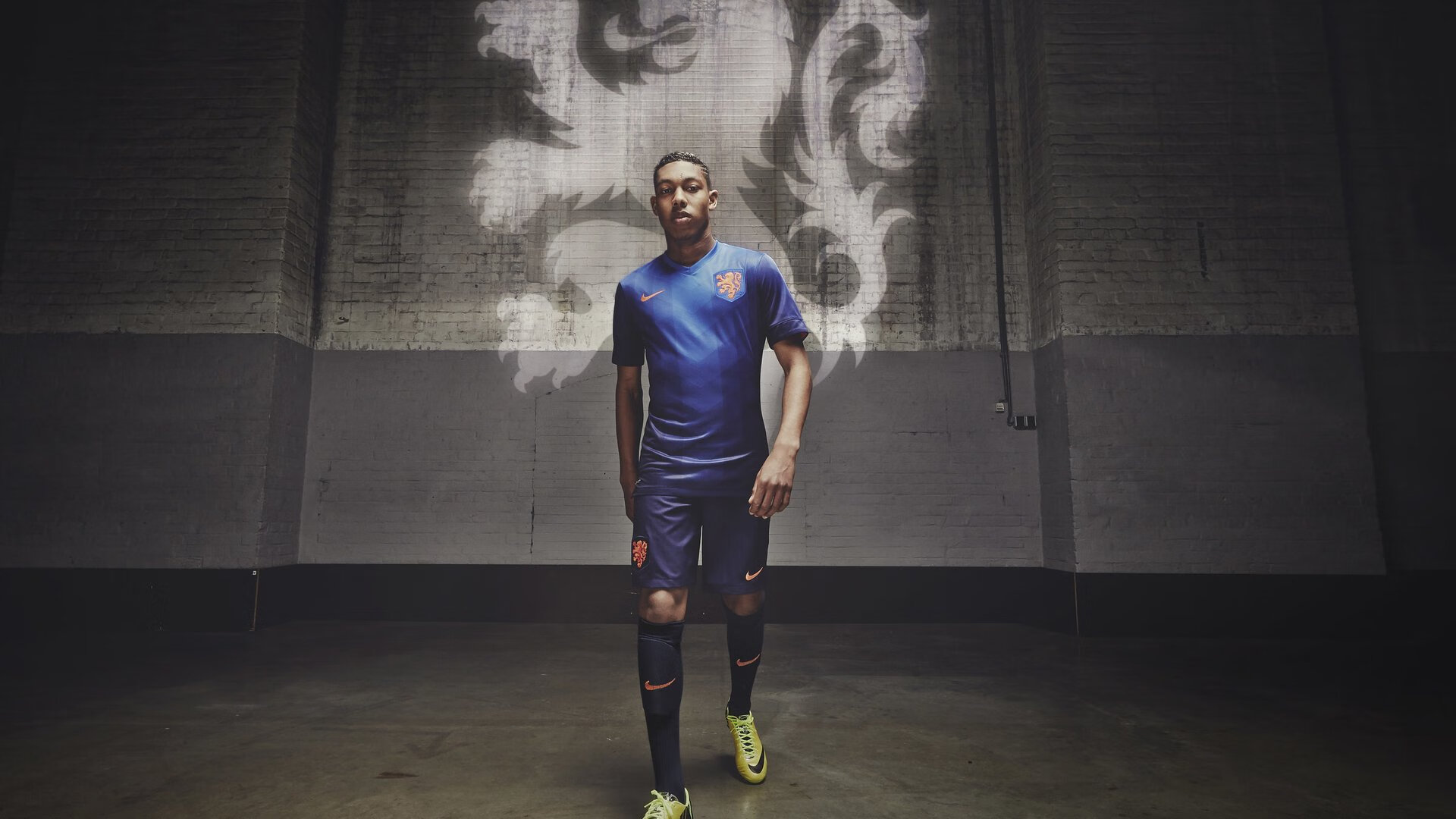 联合杯力克法网，纳达尔点燃赛场，诠释何为唯一